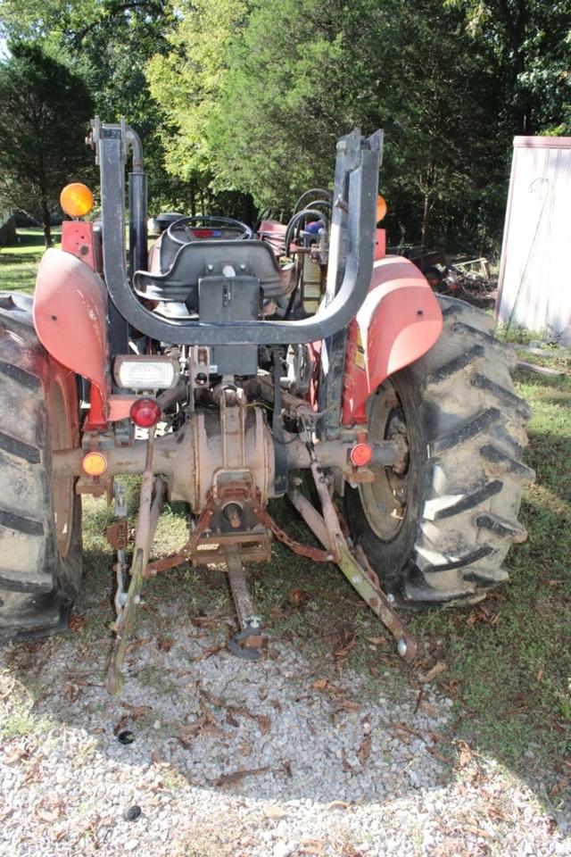 Image of Massey Ferguson 231 equipment image 3