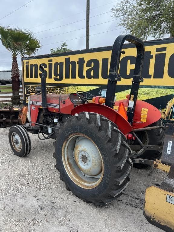 Image of Massey Ferguson 231 equipment image 1