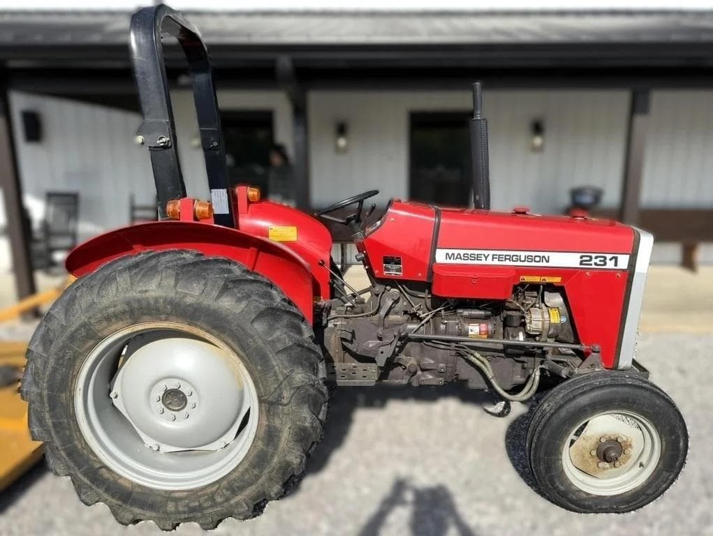 Image of Massey Ferguson 231 Image 0