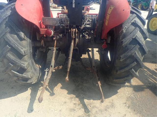 Image of Massey Ferguson 231 equipment image 4