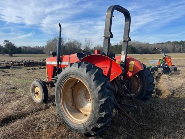 Image of Massey Ferguson 231 equipment image 2