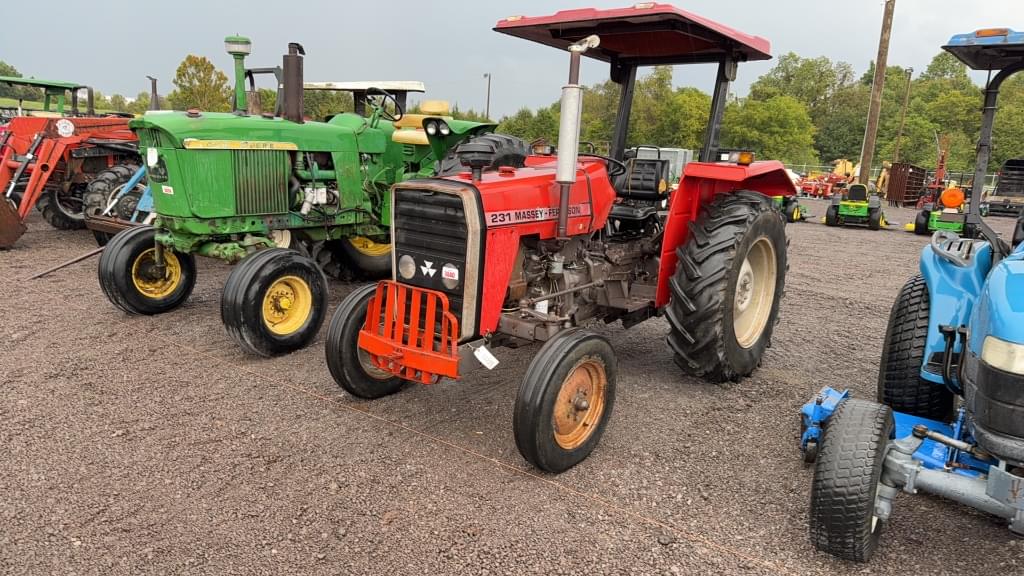 Image of Massey Ferguson 231 Primary image