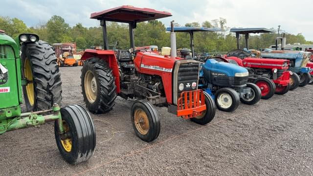 Image of Massey Ferguson 231 equipment image 2