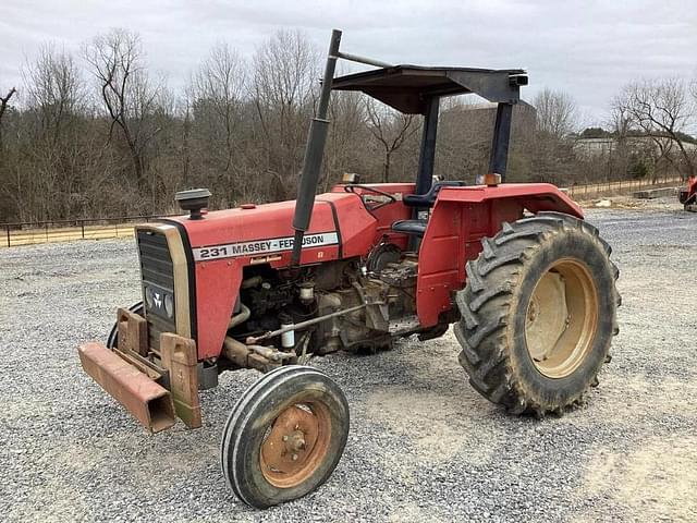 Image of Massey Ferguson 231 equipment image 1