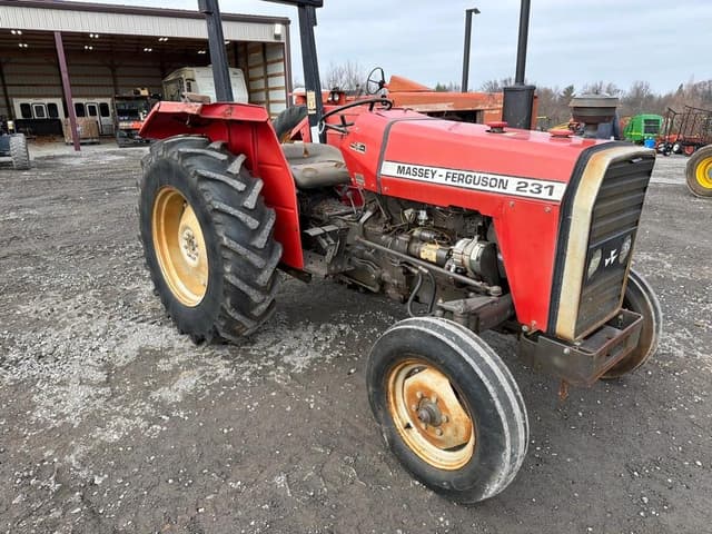 Image of Massey Ferguson 231 equipment image 3