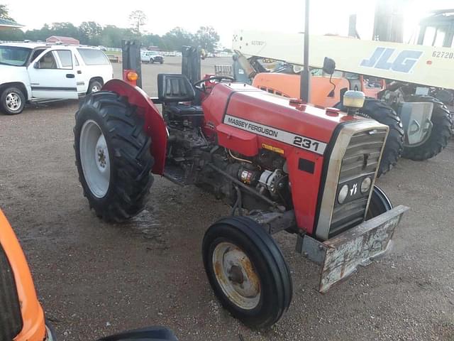 Image of Massey Ferguson 231 equipment image 1