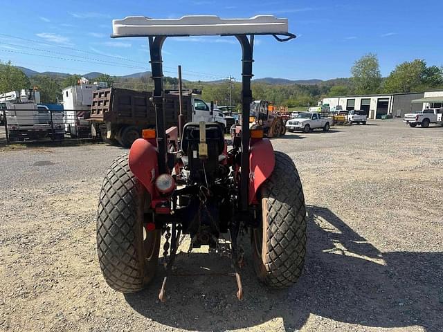 Image of Massey Ferguson 231 equipment image 4