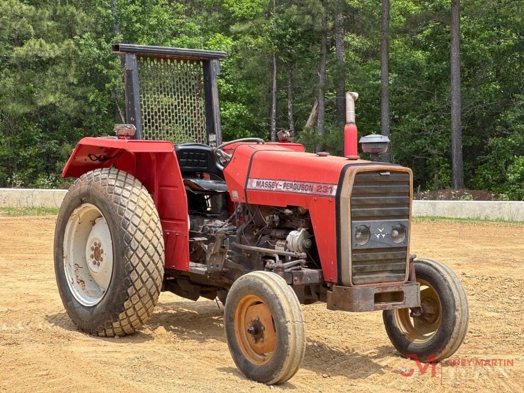 Massey Ferguson 231 Equipment Image0