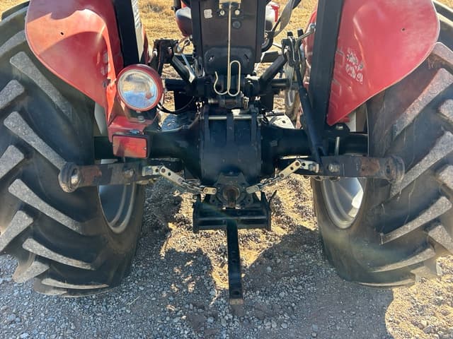 Image of Massey Ferguson 231S equipment image 4