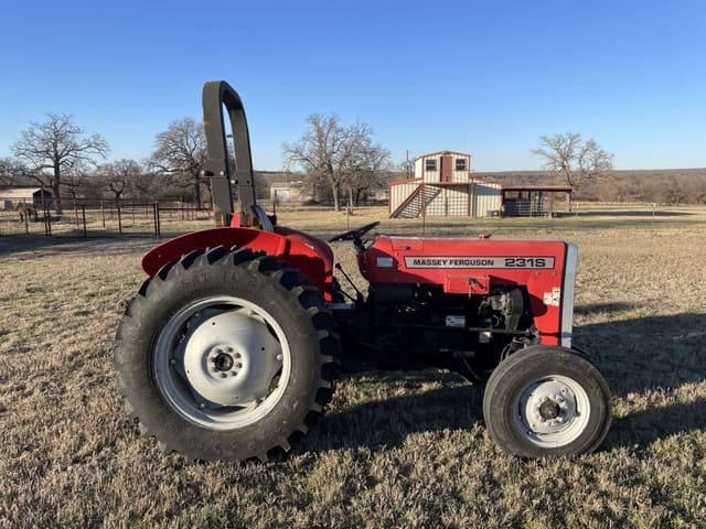 Image of Massey Ferguson 231S equipment image 2