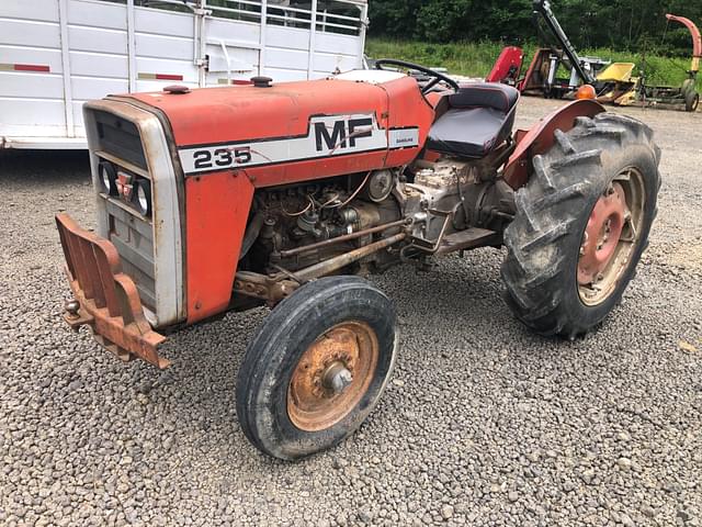Image of Massey Ferguson 235 equipment image 1
