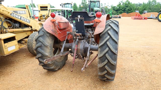 Image of Massey Ferguson 240 equipment image 3