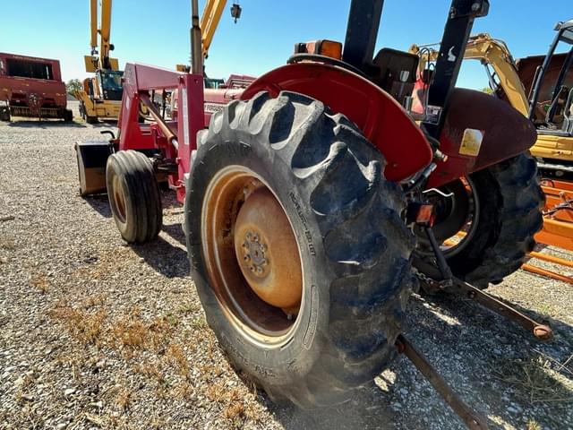 Image of Massey Ferguson 240 equipment image 2