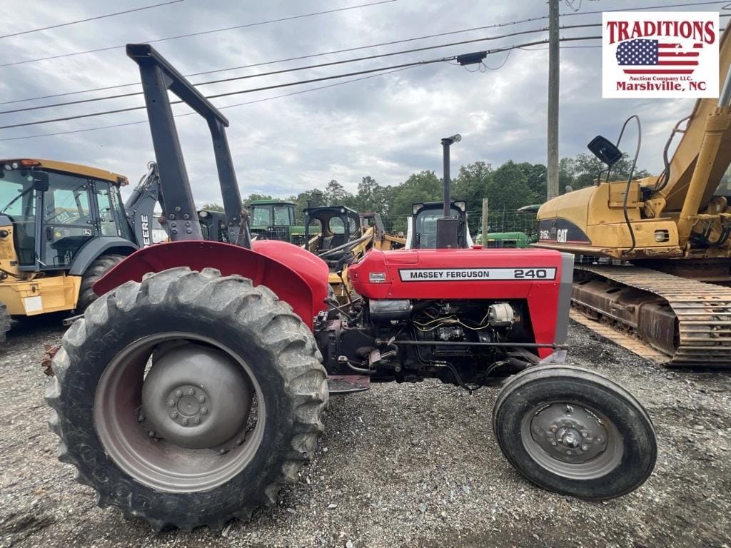 Main image Massey Ferguson 240