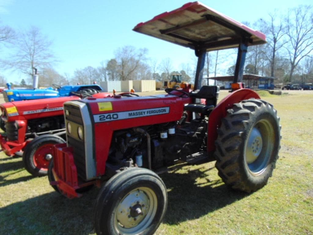 Image of Massey Ferguson 240 Primary image