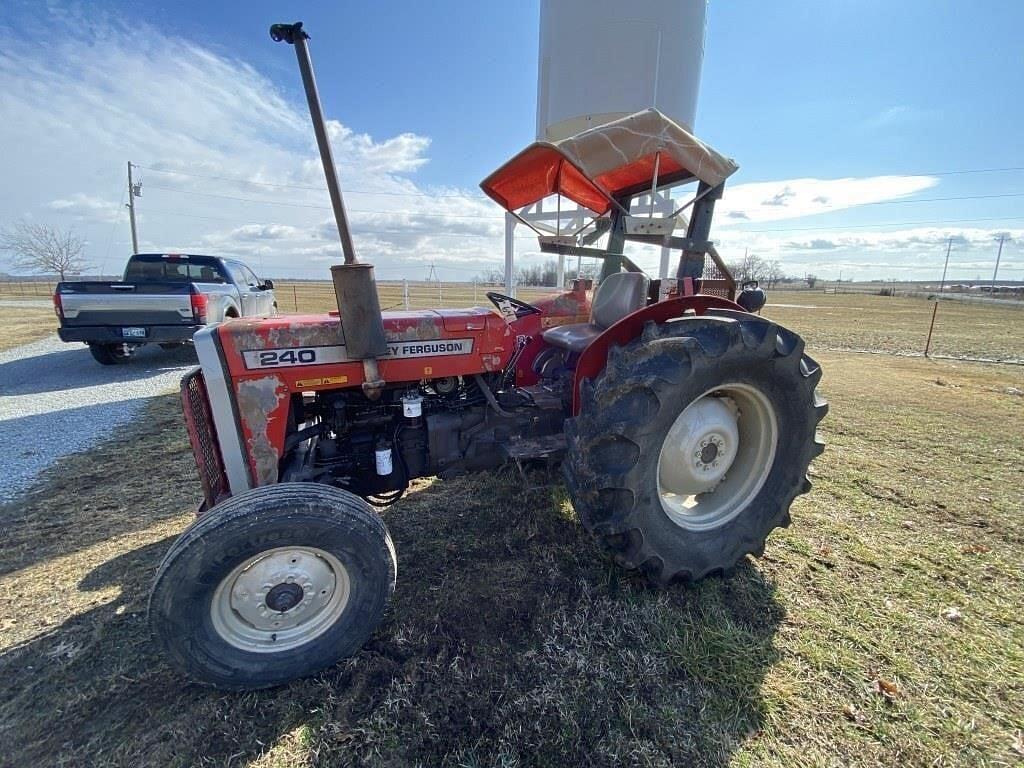 Image of Massey Ferguson 240 Primary image