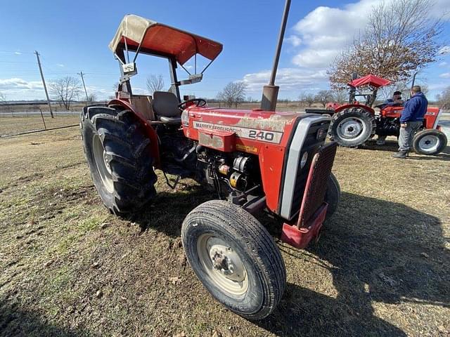 Image of Massey Ferguson 240 equipment image 2