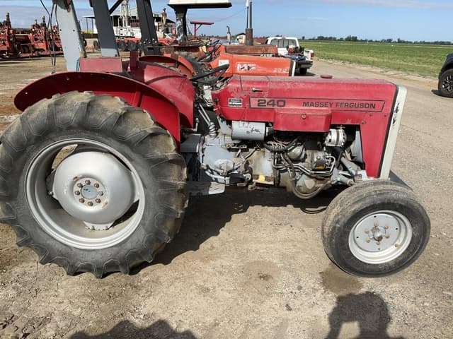 Image of Massey Ferguson 240 equipment image 1