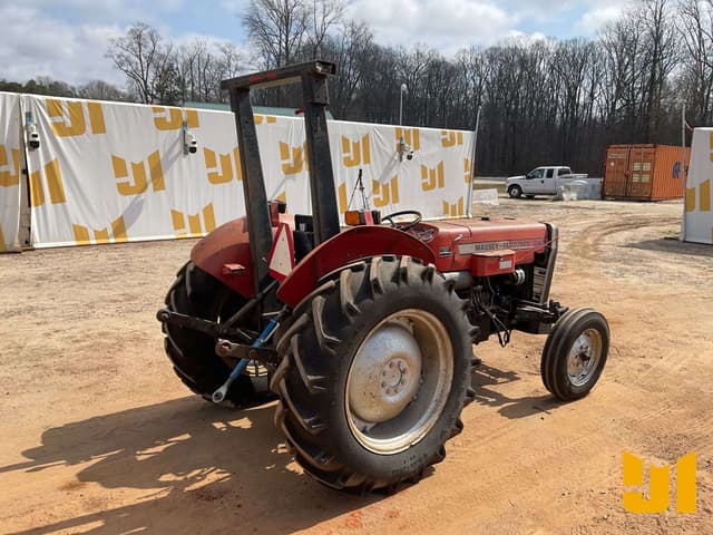 Image of Massey Ferguson 240 equipment image 4