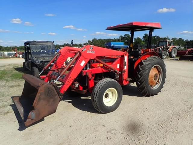 Image of Massey Ferguson 240 equipment image 2