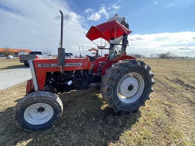 Image of Massey Ferguson 243 equipment image 1