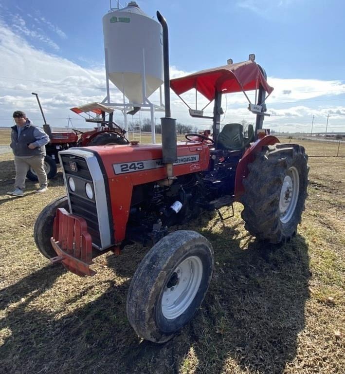 Image of Massey Ferguson 243 Primary image