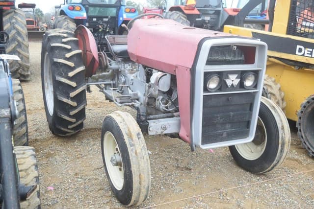 Image of Massey Ferguson 245 equipment image 3