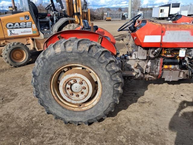 Image of Massey Ferguson 245 equipment image 3