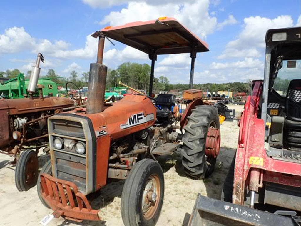 Image of Massey Ferguson 245 Primary image