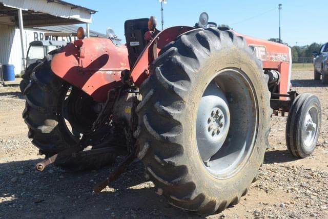 Image of Massey Ferguson 245 equipment image 2