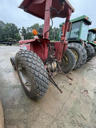 Image of Massey Ferguson 245 equipment image 3