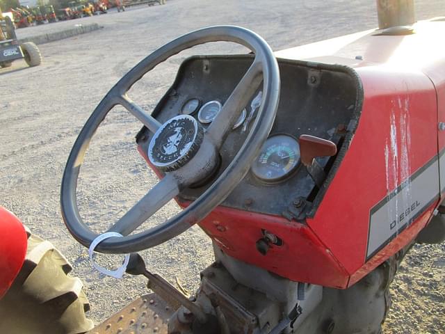 Image of Massey Ferguson 245 equipment image 4