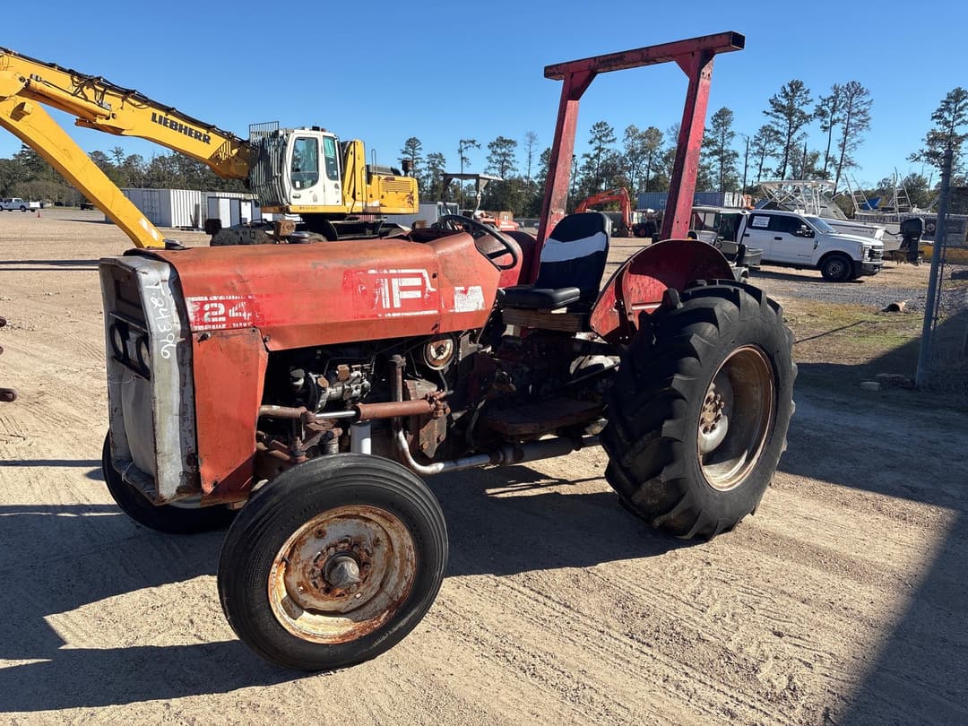 Image of Massey Ferguson 245 Primary image