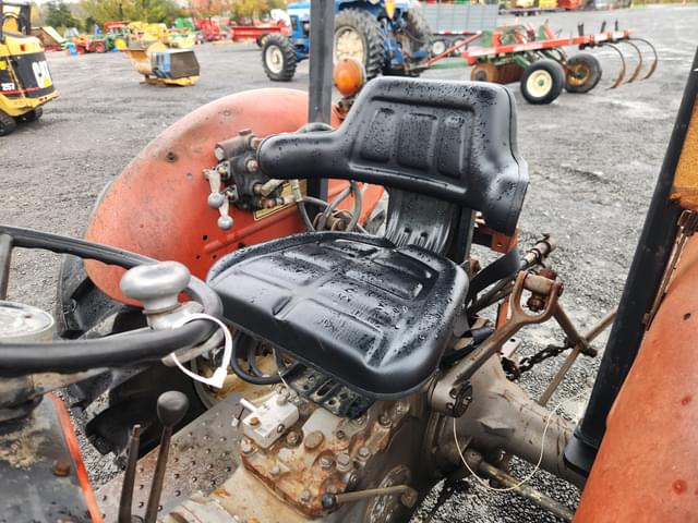 Image of Massey Ferguson 245 equipment image 4
