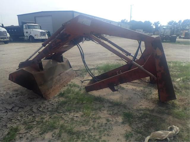 Image of Massey Ferguson 246 equipment image 1