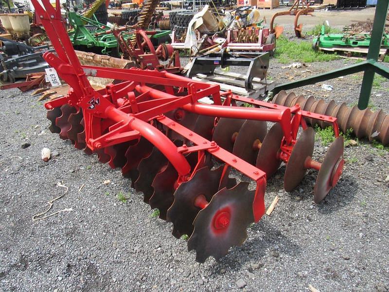 Image of Massey Ferguson 25 Image 1
