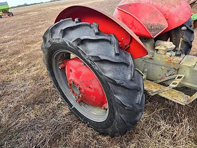 Image of Massey Ferguson 25 equipment image 3