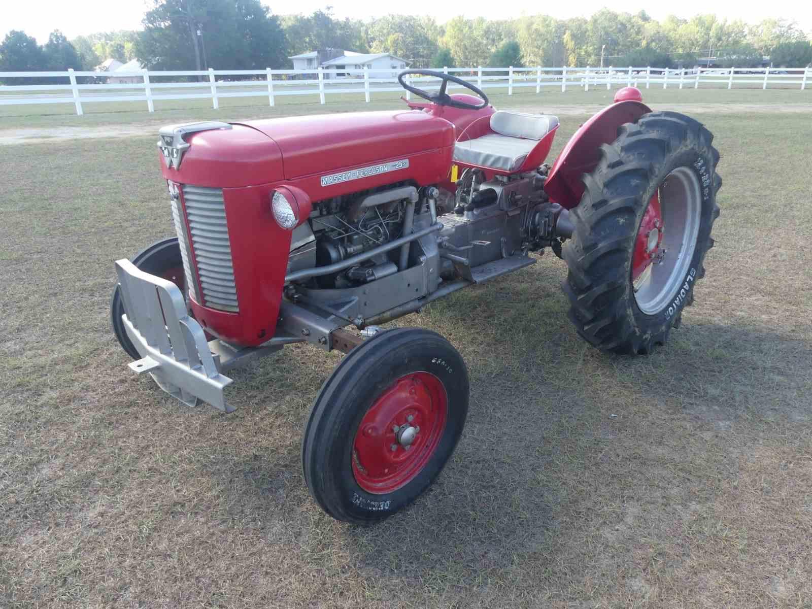Main image Massey Ferguson 25