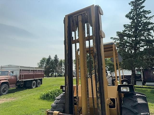 Image of Massey Ferguson 2500 equipment image 4