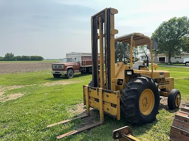 Image of Massey Ferguson 2500 equipment image 3