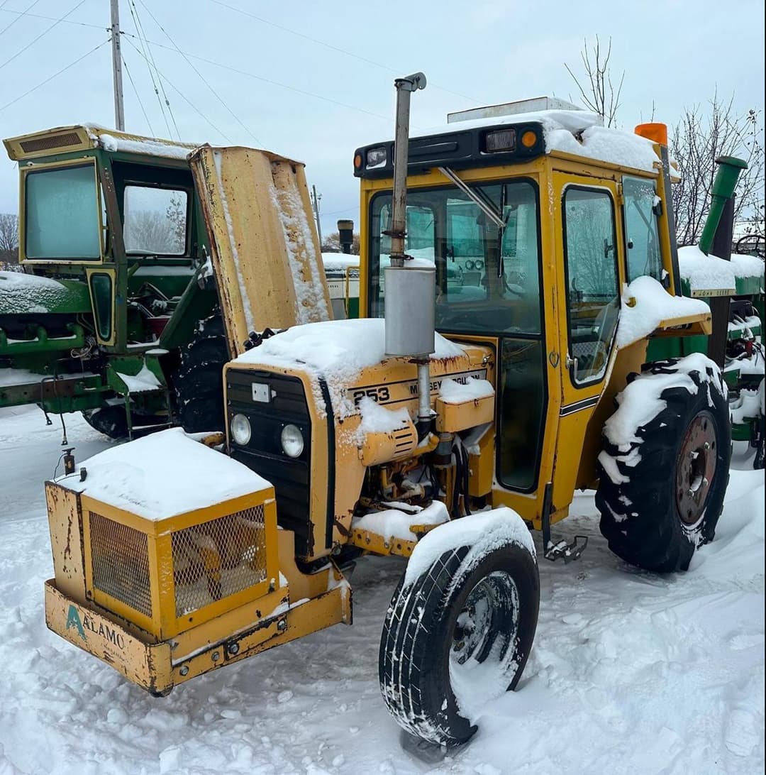 Image of Massey Ferguson 253 Primary image
