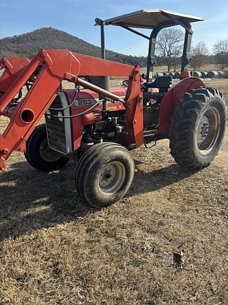 Image of Massey Ferguson 253 Primary image