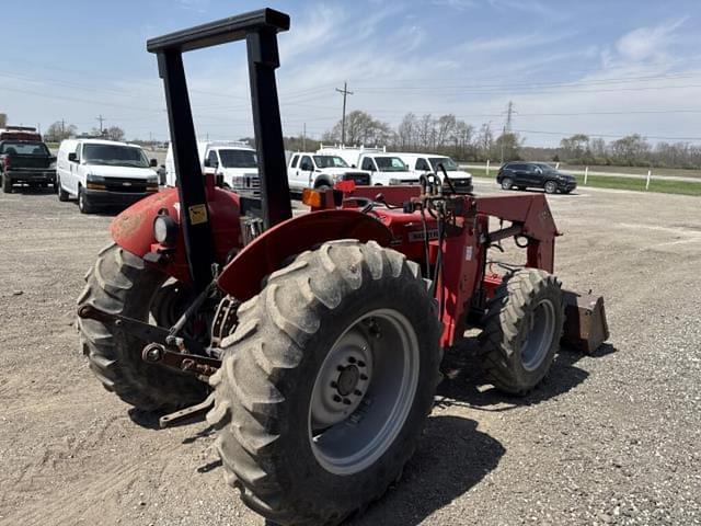 Image of Massey Ferguson 253 equipment image 2
