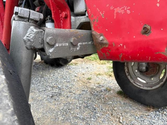 Image of Massey Ferguson 255 equipment image 4