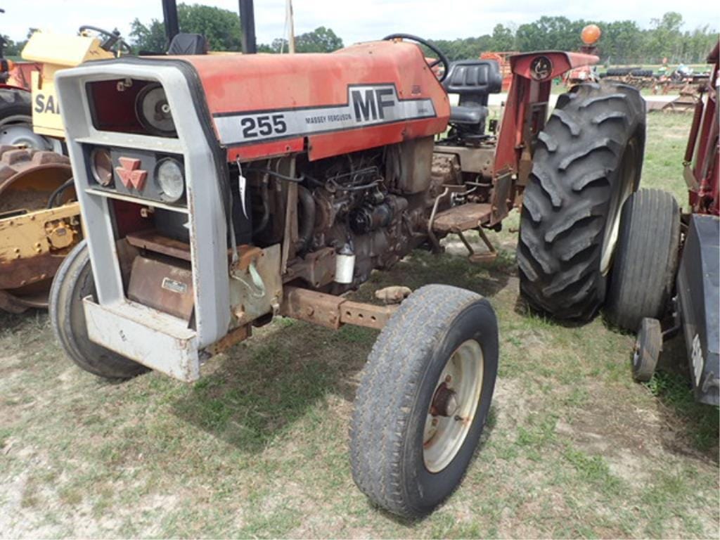 Main image Massey Ferguson 255