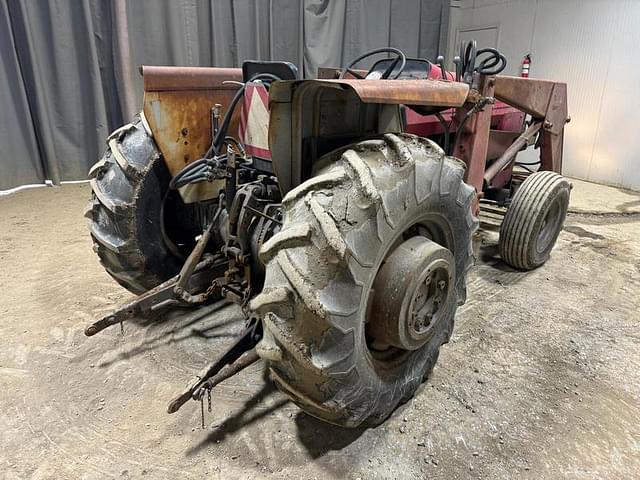 Image of Massey Ferguson 255 equipment image 4