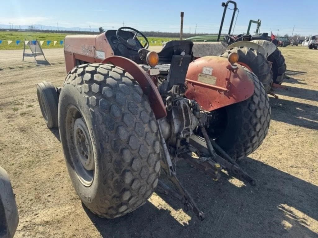 Image of Massey Ferguson 255 Image 1
