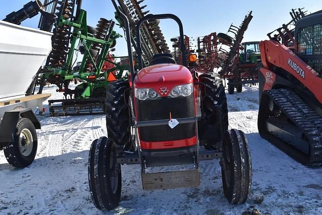 Image of Massey Ferguson 2604H equipment image 1