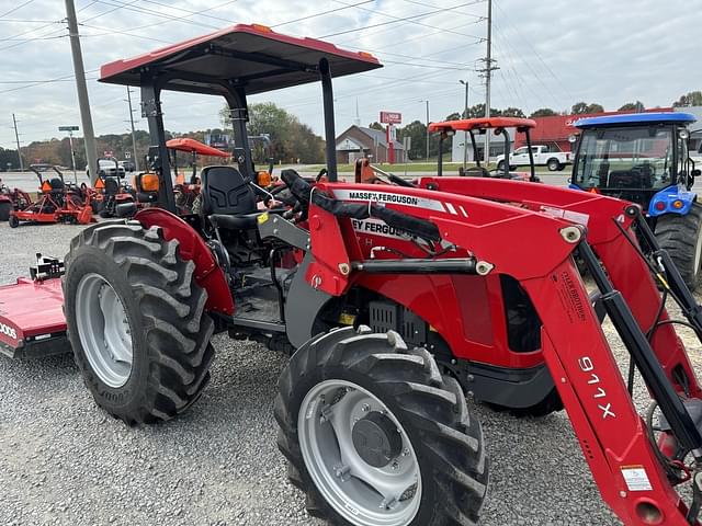 Image of Massey Ferguson 2607H equipment image 1