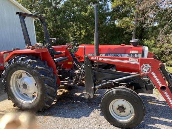 Main image Massey Ferguson 261